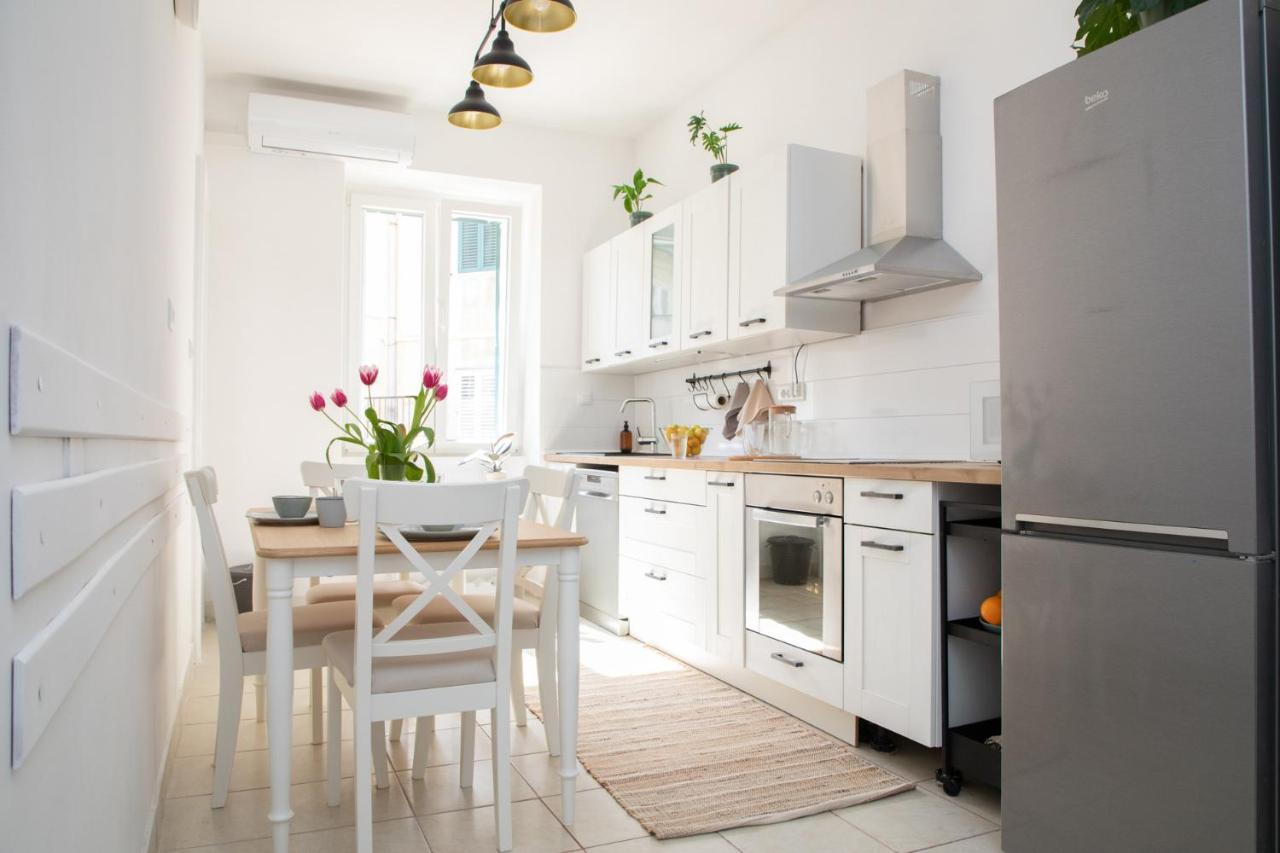 Brand New City Center Apartment Nostalgija 斯普利特 外观 照片